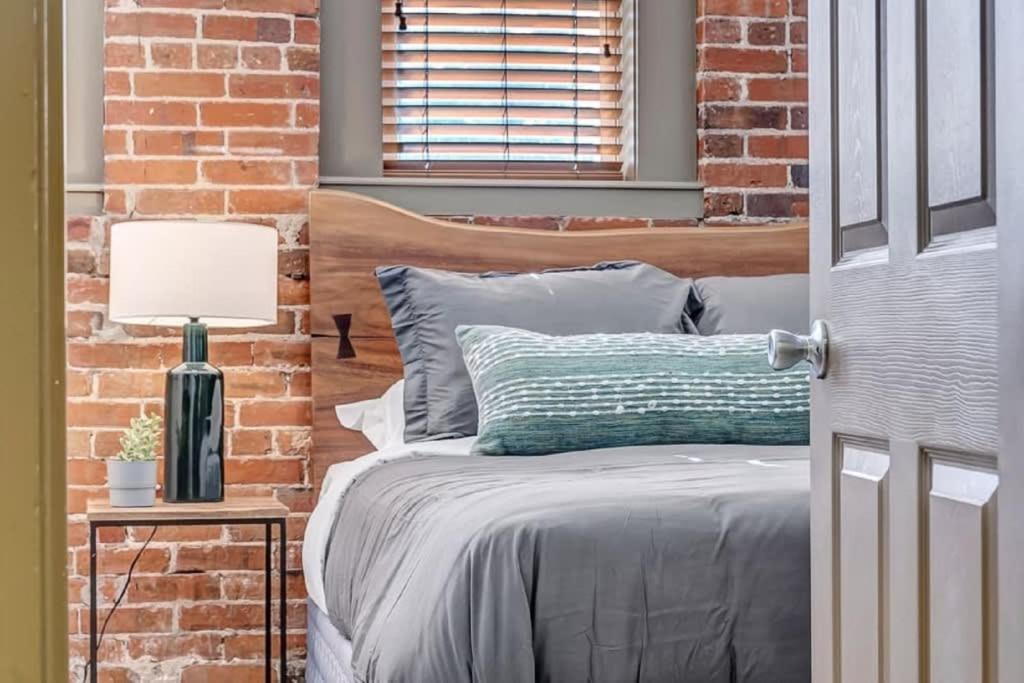 Modern, Insta-Worthy 2B Townhome In Walkable Springfield! Jacksonville Exteriör bild