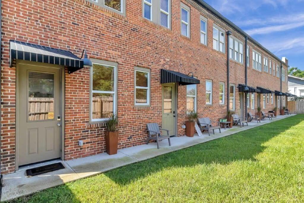 Modern, Insta-Worthy 2B Townhome In Walkable Springfield! Jacksonville Exteriör bild